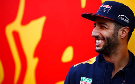 Daniel Ricciardo Profile .